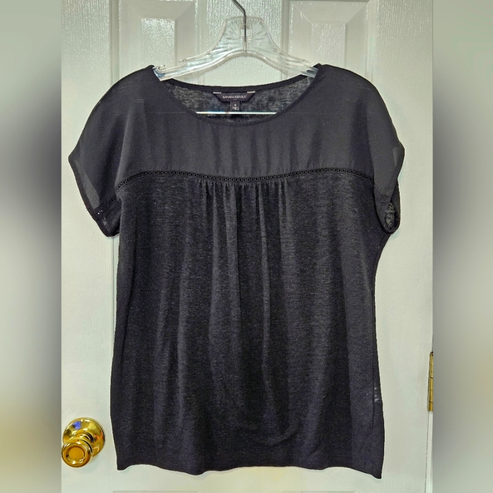 Banana Republic Black Relaxed Short Sleeve Blouse Small